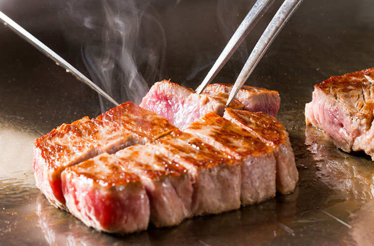 3 Excellent Beef Restaurants in Himeji｜Which fancy you, casual steakhouse or high-grade restaurant serving Kobe Beef?